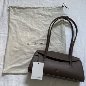 Freja New York Caroline bag Expresso